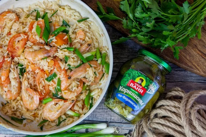 Креветки с рисом и корнишонами по-берлински